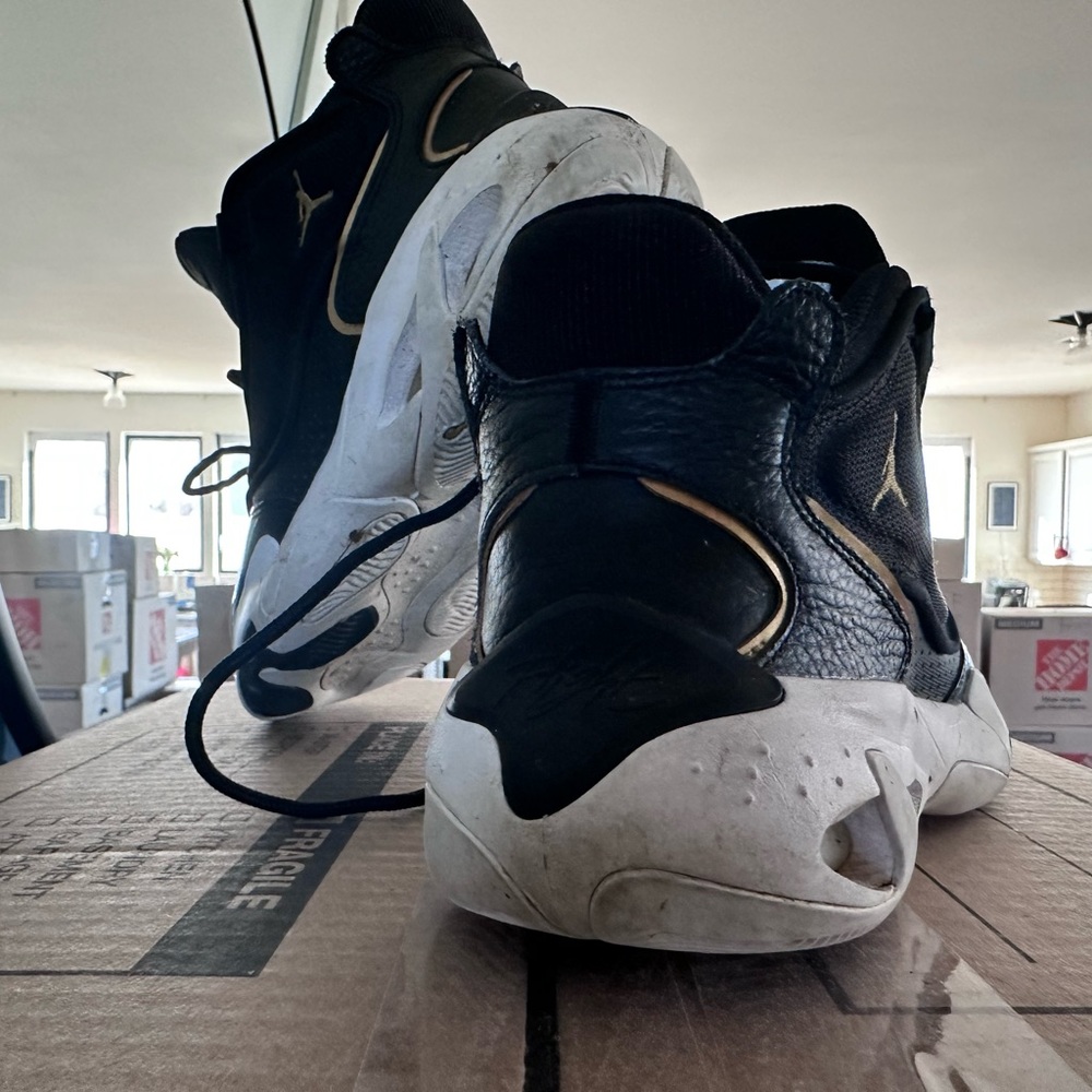 🖤Men’s Jordan’s 🖤 - Picture 5 of 6